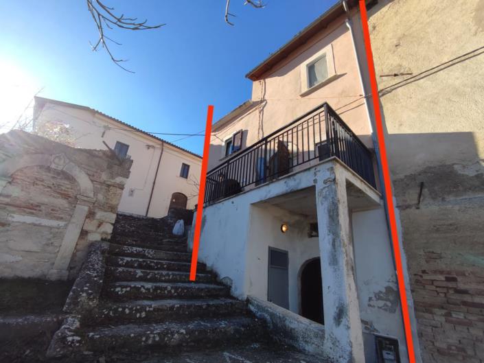 Image No.3-Maison de ville de 4 chambres à vendre à Caporciano