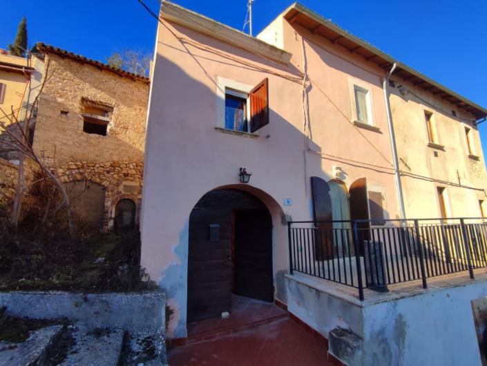 Image No.5-Maison de ville de 4 chambres à vendre à Caporciano