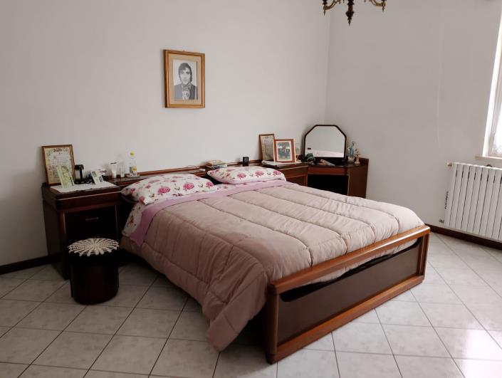 Image No.10-4 Bed Property for sale