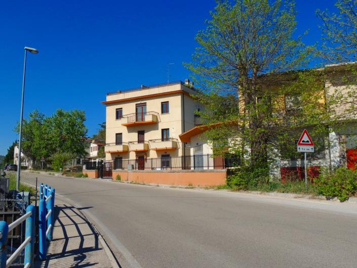 Image No.2-3 Bed Apartment for sale