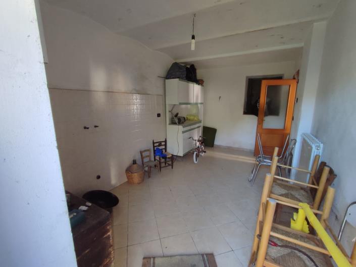 Image No.7-Villa / Détaché de 7 chambres à vendre à Ari