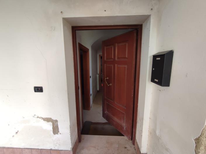 Image No.8-Villa / Détaché de 7 chambres à vendre à Ari