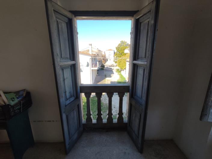 Image No.11-Villa / Détaché de 7 chambres à vendre à Ari