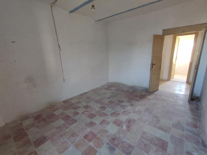 Image No.17-Villa / Détaché de 7 chambres à vendre à Ari