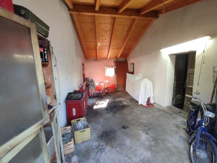 Image No.20-Villa / Détaché de 7 chambres à vendre à Ari