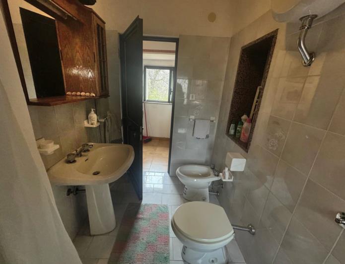 Image No.14-2 Bed Property for sale