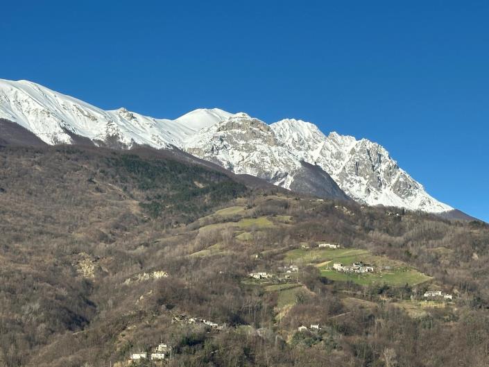 Image No.2-1 Bed Property for sale