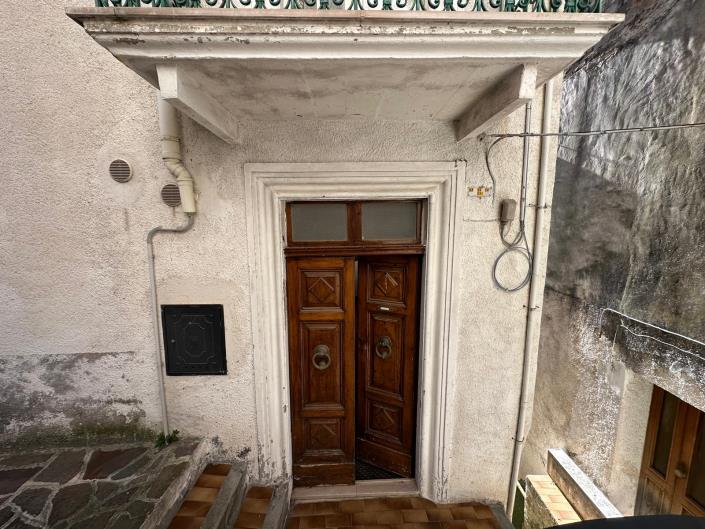 Image No.4-1 Bed Property for sale