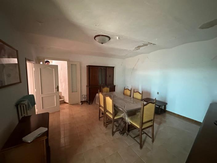 Image No.15-1 Bed Property for sale