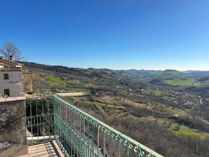 Image No.26-1 Bed Property for sale