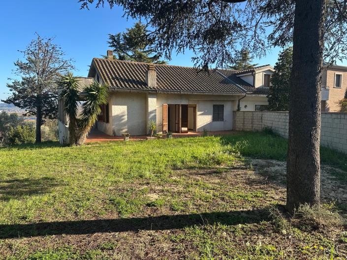 Image No.1-2 Bed Semi-Detached for sale