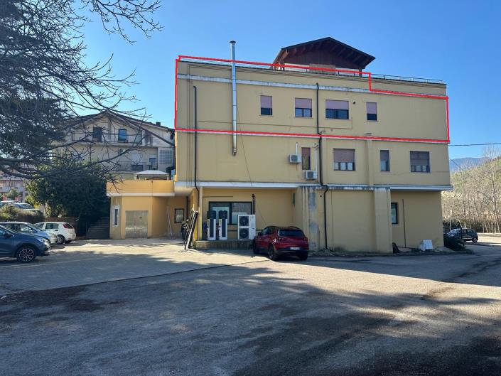 Image No.2-Appartement de 4 chambres à vendre à Torre de'Passeri