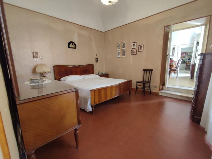 Image No.17-3 Bed Apartment for sale