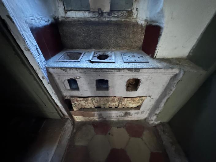 Image No.18-5 Bed Property for sale