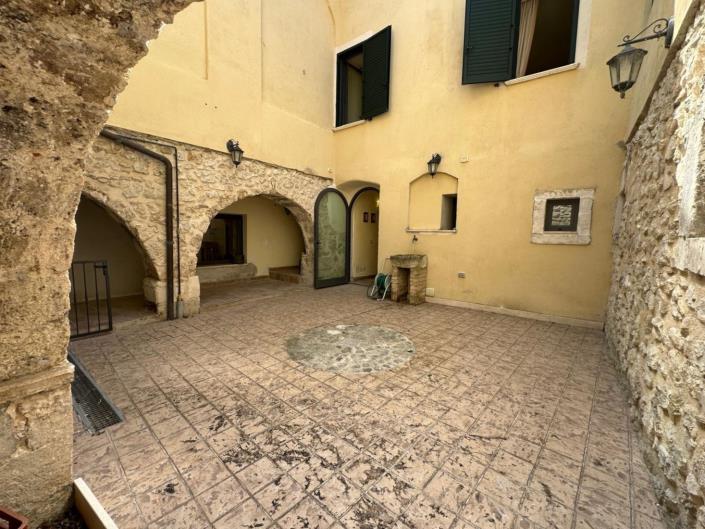 Image No.5-3 Bed Apartment for sale