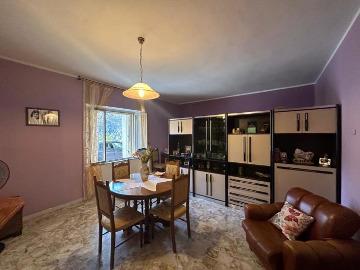 Image No.12-Appartement de 1 chambre à vendre à Lettomanoppello