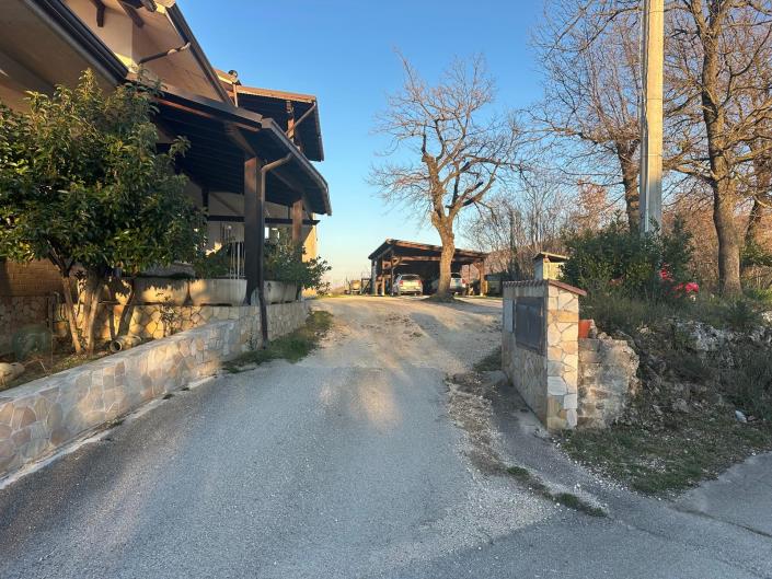 Image No.2-Appartement de 1 chambre à vendre à Lettomanoppello