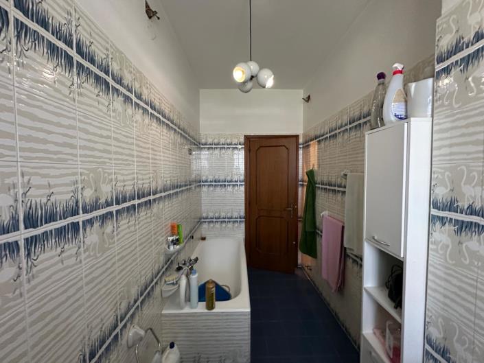 Image No.33-4 Bed Property for sale