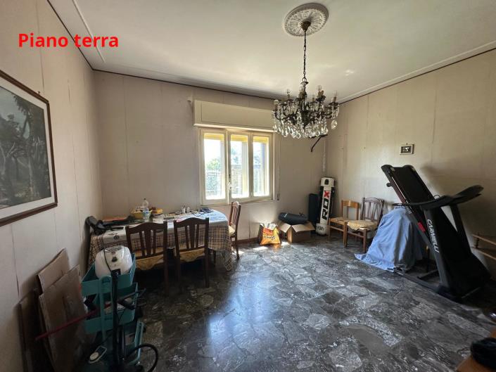 Image No.15-6 Bed Villa for sale