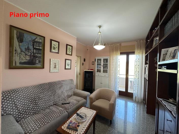 Image No.26-6 Bed Villa for sale