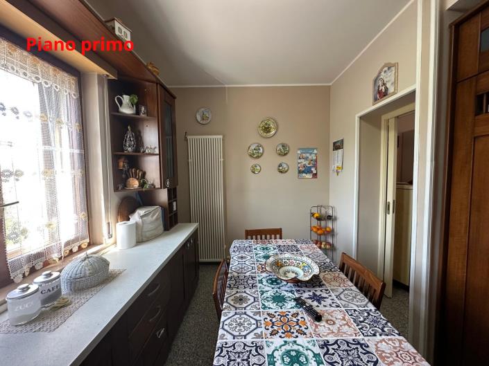 Image No.28-6 Bed Villa for sale