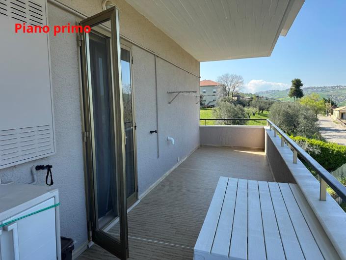 Image No.35-6 Bed Villa for sale