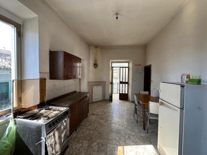 Image No.7-2 Bed Property for sale