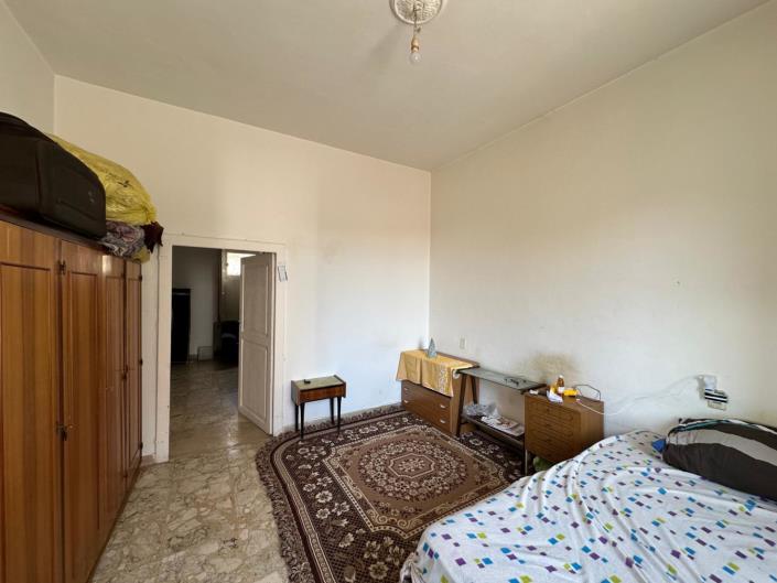 Image No.14-2 Bed Property for sale