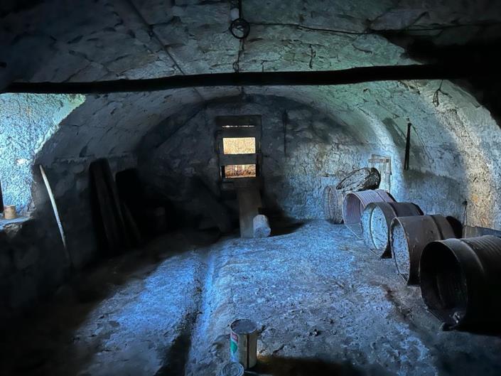 Image No.24-3 Bed Property for sale