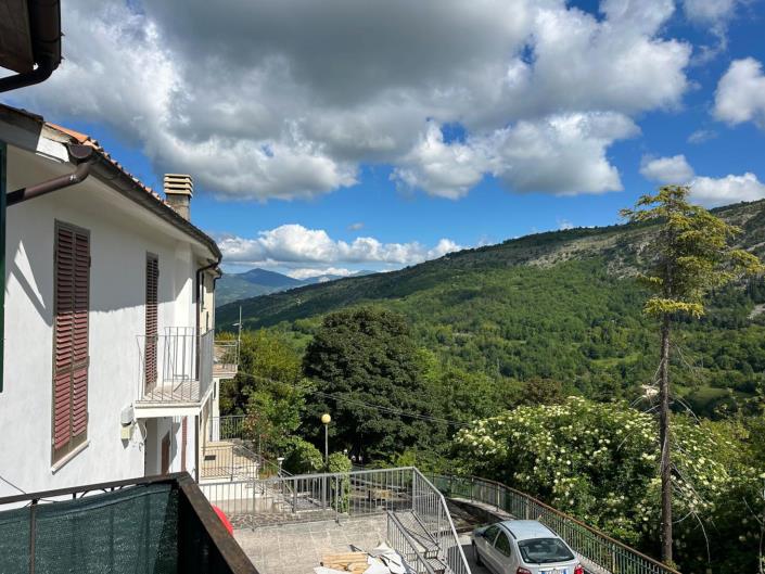 Image No.3-3 Bed Apartment for sale