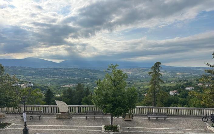 Image No.3-4 Bed Property for sale