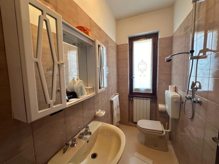 Image No.22-2 Bed Apartment for sale