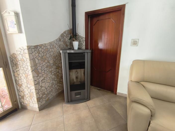 Image No.21-4 Bed Property for sale