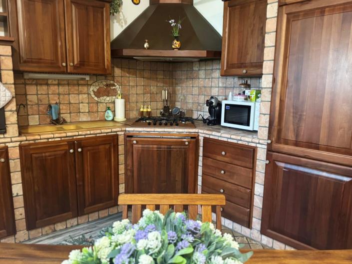 Image No.14-3 Bed Property for sale