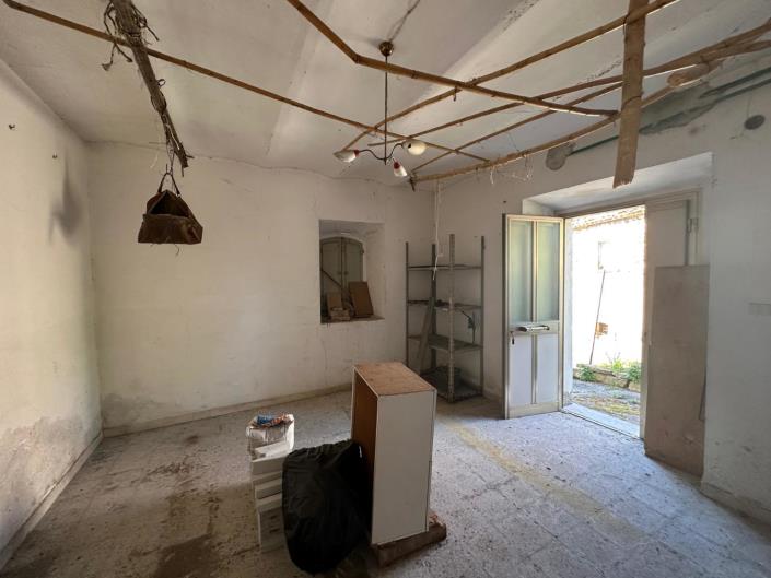 Image No.30-Propriété de 2 chambres à vendre à San Valentino in A.C.