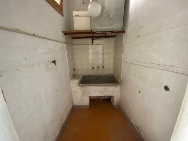 Image No.9-2 Bed Property for sale