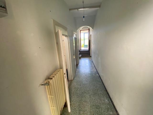 Image No.8-2 Bed Property for sale