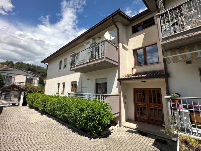 Image No.3-Appartement de 2 chambres à vendre à Torre de'Passeri