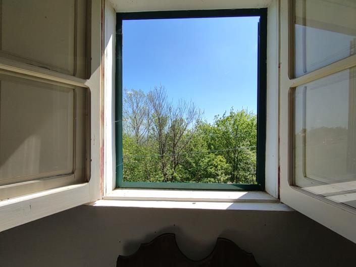 Image No.17-2 Bed Property for sale