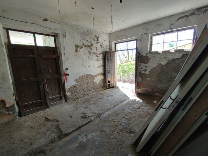 Image No.29-2 Bed Property for sale