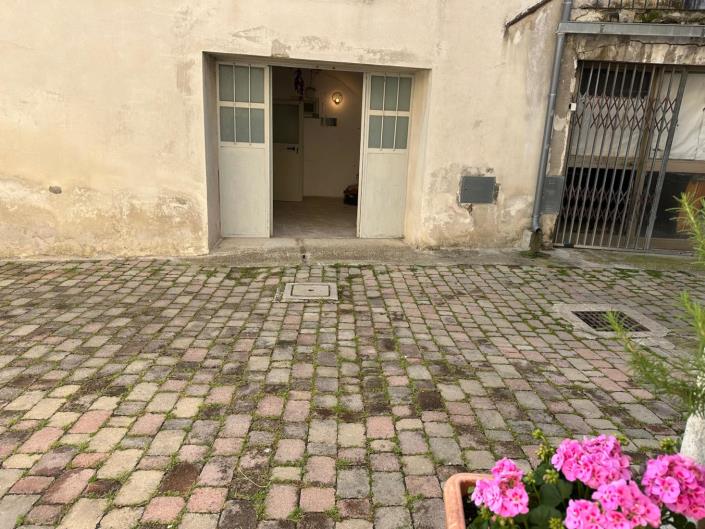 Image No.5-3 Bed Property for sale