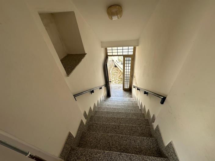 Image No.6-3 Bed Property for sale