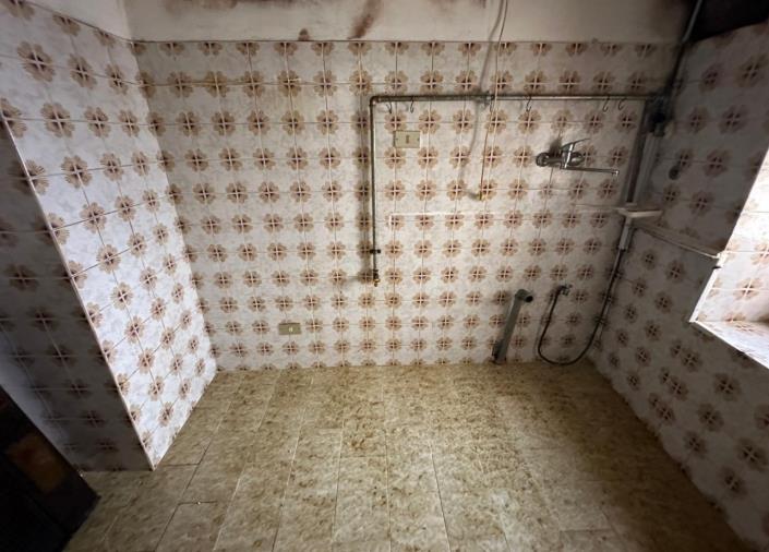 Image No.14-3 Bed Property for sale