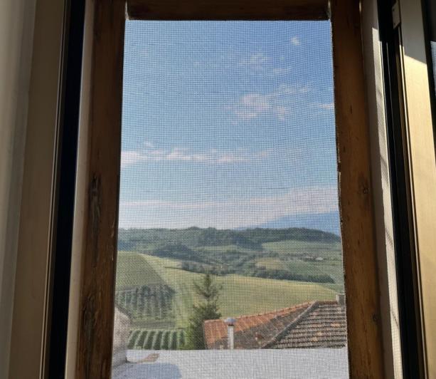 Image No.17-3 Bed Property for sale