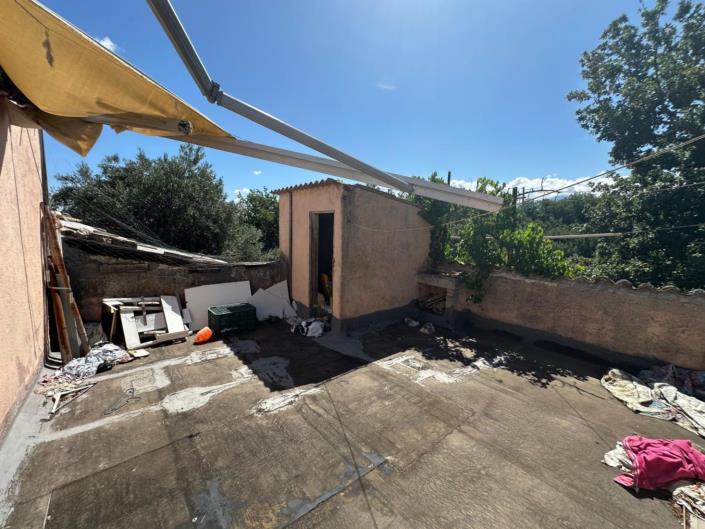 Image No.18-3 Bed Property for sale