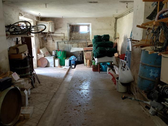 Image No.27-5 Bed Property for sale