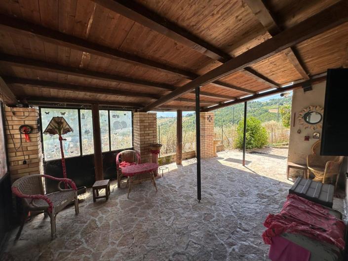 Image No.13-3 Bed Property for sale