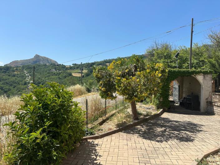 Image No.11-3 Bed Property for sale