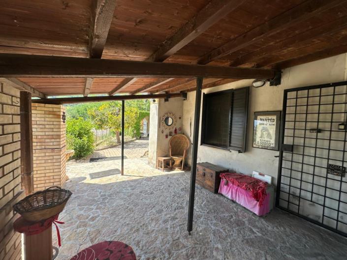 Image No.3-3 Bed Property for sale