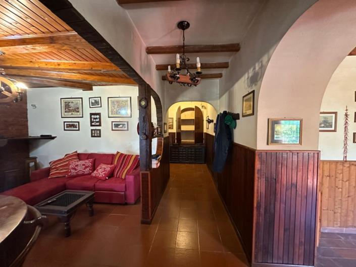 Image No.14-3 Bed Property for sale